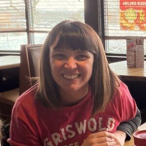 Meet your Posher, Becca